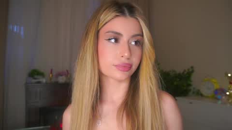 Moni Monica online show from 04.24.26