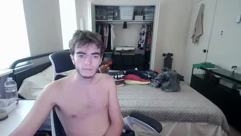 Snapshot of holdmybock chatting on 11.02.25 holdmybock online show from 11.02.25