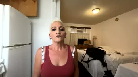 holestofill808 online show from 07.22.26