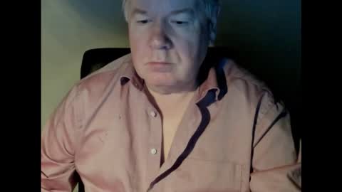 Snapshot of holgerhb53 chatting on 11.08.25 Holger online show from 11.08.25