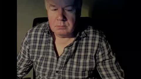 Snapshot of holgerhb53 chatting on 11.16.25 Holger online show from 11.16.25