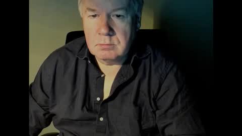 Snapshot of holgerhb53 chatting on 11.17.25 Holger online show from 11.17.25