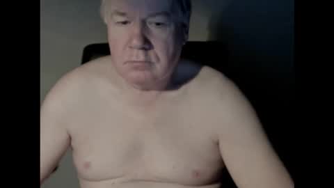 Snapshot of holgerhb53 chatting on 11.23.25 Holger online show from 11.23.25