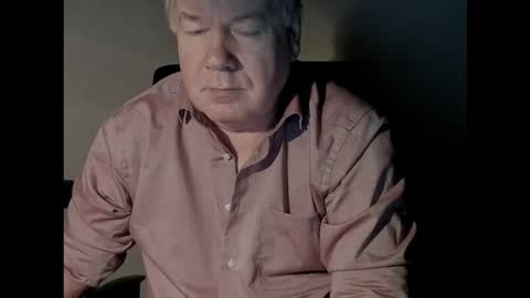 Snapshot of holgerhb53 chatting on 11.27.25 Holger online show from 11.27.25