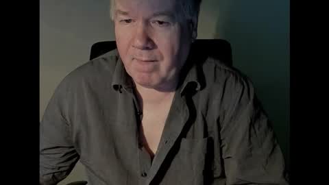 Snapshot of holgerhb53 chatting on 12.04.25 Holger online show from 12.04.25