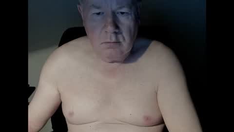 Snapshot of holgerhb53 chatting on 12.14.25 Holger online show from 12.14.25