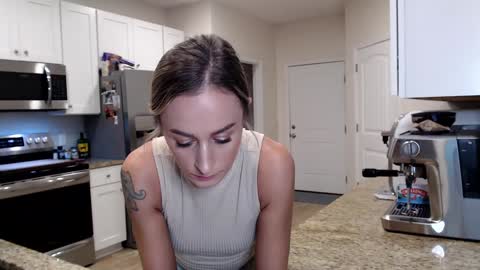 Holi Hurricane online show from 10.03.25