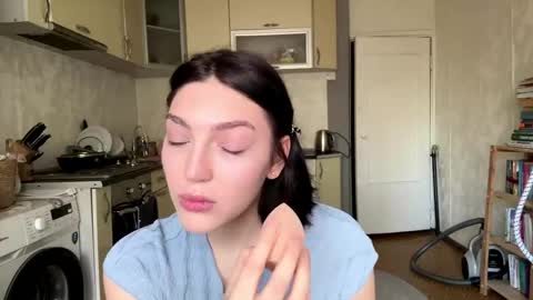 Sofia online show from 04.24.26