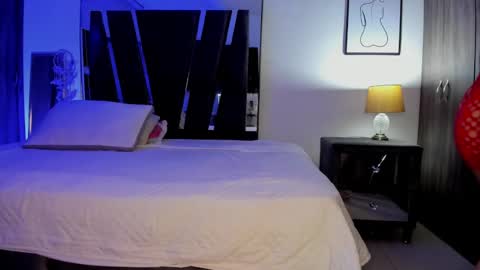 Mara online show from 09.23.25