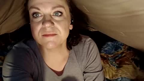 Snapshot of holly_dolly_xxx chatting on 02.21.26 holly_dolly_xxx online show from 02.21.26