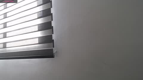 Snapshot of hollykoff chatting on 12.01.24 space online show from 12.01.24