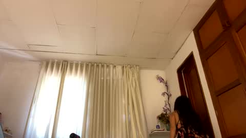 Snapshot of hollykoff chatting on 02.22.25 space online show from 02.22.25