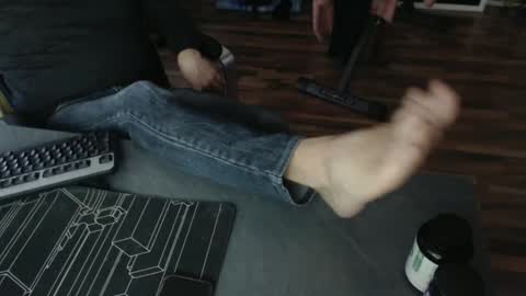 Snapshot of hollymollysucker chatting on 12.24.24 hollymollysucker online show from 12.24.24