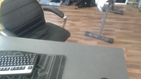 Snapshot of hollymollysucker chatting on 03.04.25 hollymollysucker online show from 03.04.25