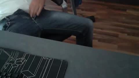 Snapshot of hollymollysucker chatting on 10.13.25 hollymollysucker online show from 10.13.25