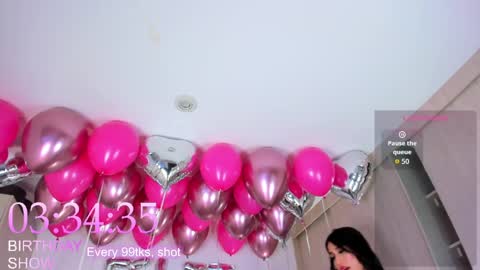 Snapshot of hollyprincess_2 chatting on 05.29.26 holly princess mermaid online show from 05.29.26
