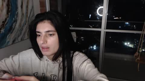 hollyshit_ online show from 02.13.25