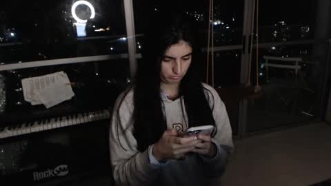 hollyshit_ online show from 03.07.25