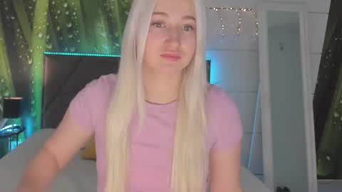 HollyTaillor online show from 03.02.26