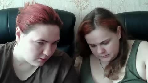 HollyXEva online show from 02.09.26