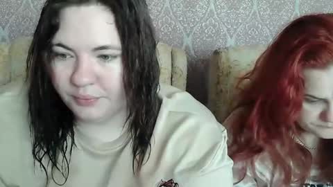 HollyXEva online show from 04.04.26