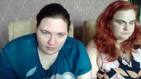 HollyXEva online show from 04.10.26