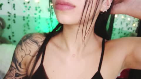 holly online show from 12.30.24