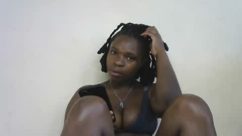 holy_ebony online show from 04.11.26