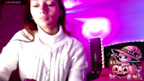 Juli online show from 10.26.25