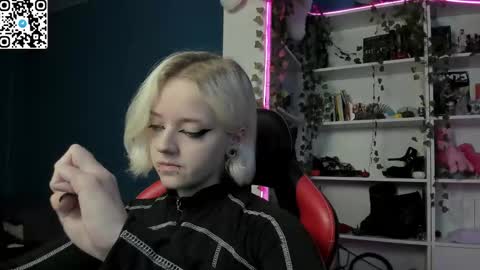 holy_mistresss online show from 12.05.25