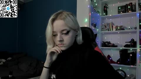 holy_mistresss online show from 12.14.25