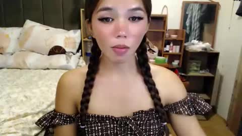 holy_molly1 online show from 05.09.26