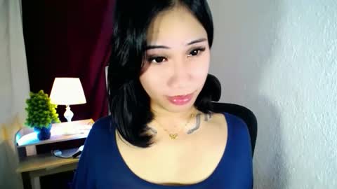 Snapshot of holy_samyx chatting on 09.22.25 holy_samyx online show from 09.22.25