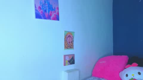      online show from 11.06.25