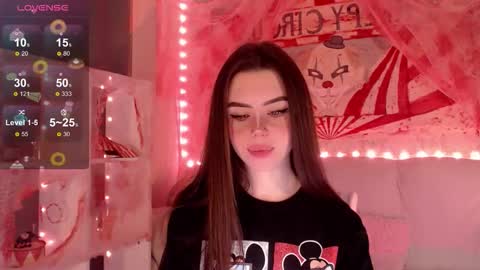 Mia online show from 10.27.25