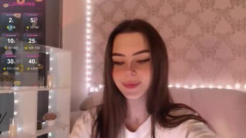 Mia online show from 11.15.25