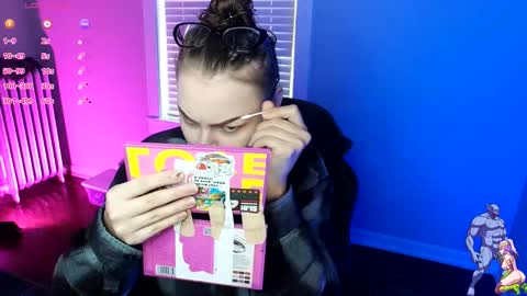 Snapshot of holyweed420 chatting on 11.26.25 Viktoria online show from 11.26.25