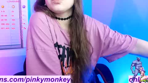 Snapshot of holyweed420 chatting on 11.27.25 Viktoria online show from 11.27.25