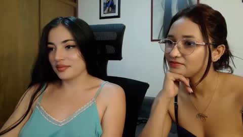 Honey Aynu online show from 02.17.26