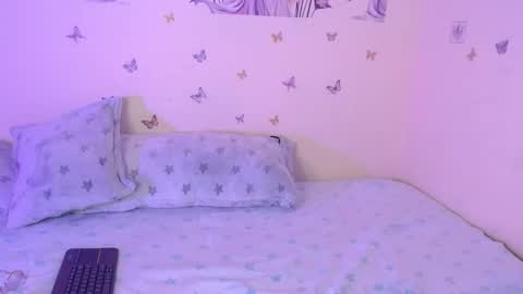 mimi online show from 11.14.25