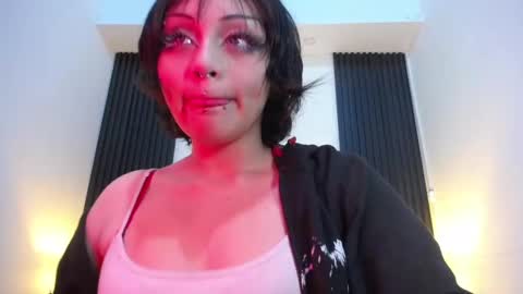 Snapshot of honey_dark chatting on 01.04.25 Honney online show from 01.04.25