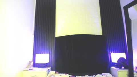 Snapshot of honey_dark chatting on 01.29.25 Honney online show from 01.29.25