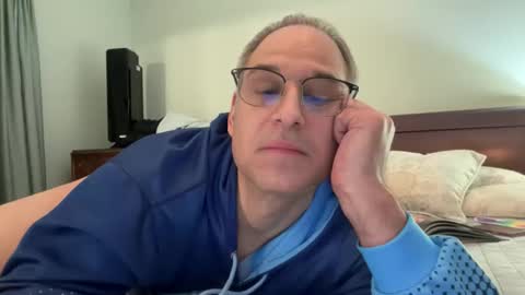 honey_man14 online show from 12.22.25