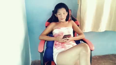 Snapshot of honey_mollyxx chatting on 03.11.26 honey_mollyxx online show from 03.11.26