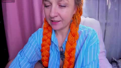 CHRISTIE and HERALD online show from 11.18.25