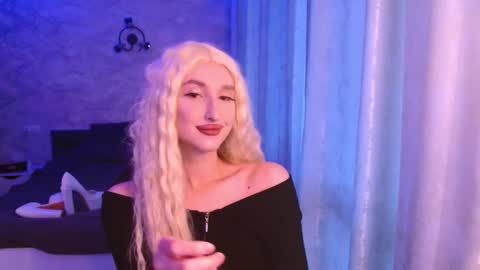 honey_sunset online show from 10.10.25