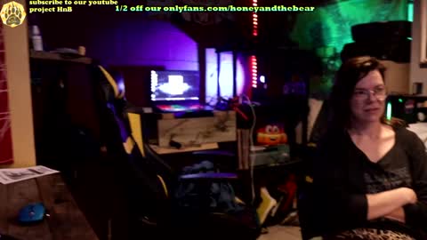 Honey and Bear online show from 01.19.25