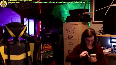 Honey and Bear online show from 02.18.25