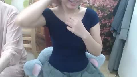 Snapshot of honeybaby2k chatting on 10.21.25 honeybaby2k online show from 10.21.25