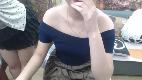 Snapshot of honeybaby2k chatting on 10.28.25 honeybaby2k online show from 10.28.25